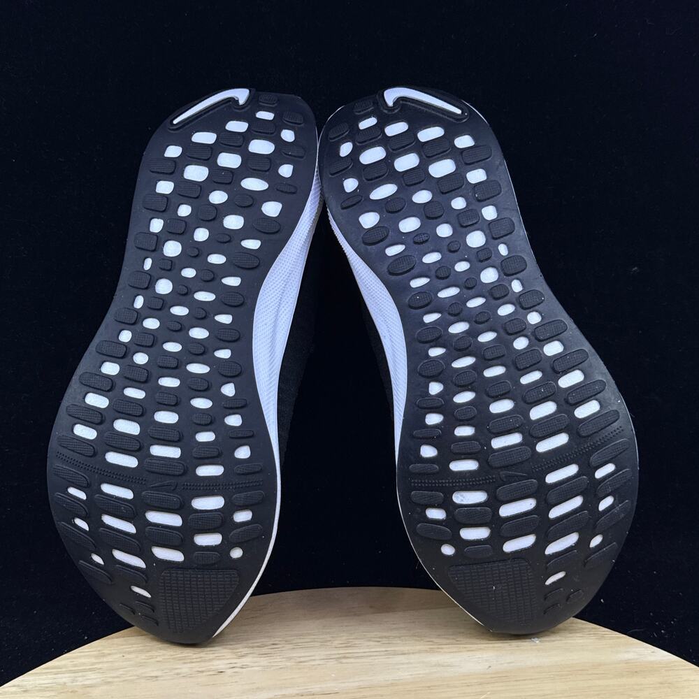 Nike ReactX Infinity Run 4 Black White Running Sneaker DR2670-001 Women’s Sz 8.5 - Picture 9 of 10